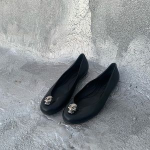 Alexander McQueen 🖤